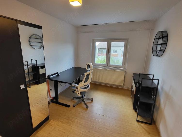 Apartament cu 3 camere decomandat în Bucovina