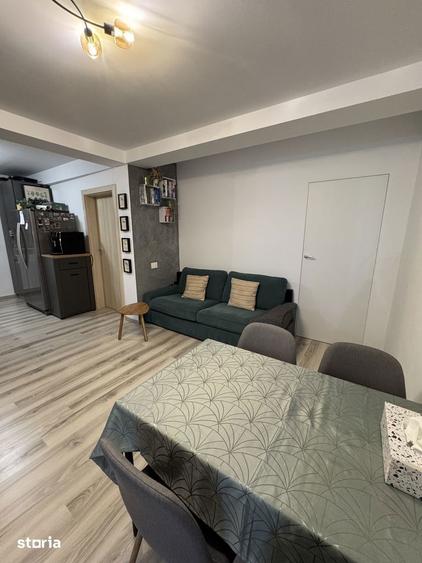 Apartament cu 3 camere în Est