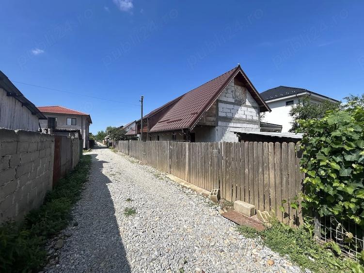 Casă cu 3 camere cu Teren 200 Mp în Central