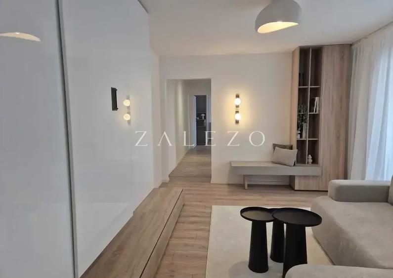 Apartament cu 3 camere semidecomandat, mobilat în Circumvalațiunii