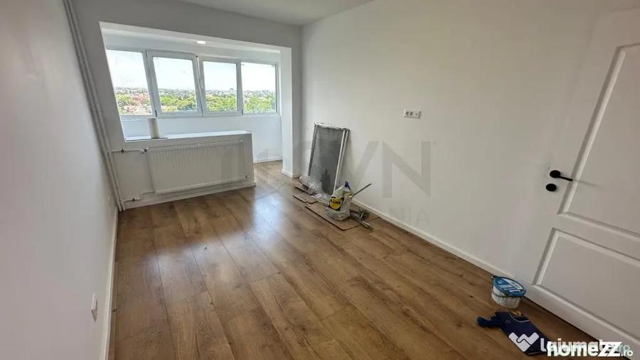 Apartament cu 3 camere semidecomandat în Bucureștii Noi