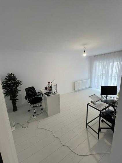 Apartament cu 2 camere decomandat în Florești