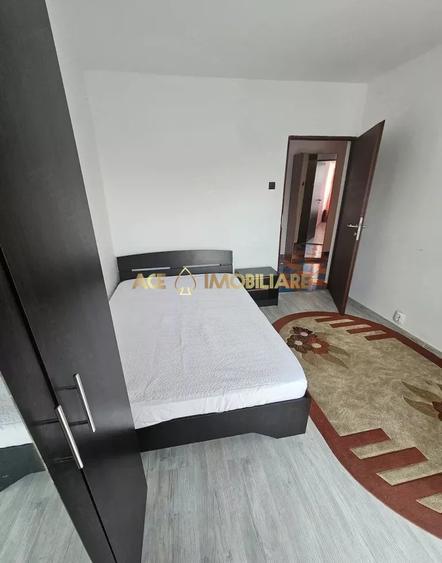Apartament cu 3 camere decomandat, mobilat în Berceni