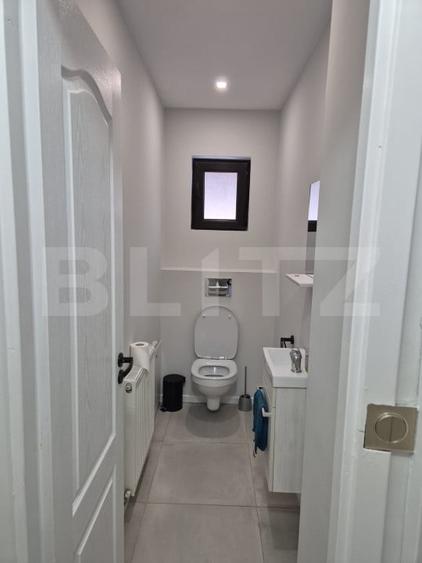 Casă individuală cu 5 camere cu Canalizare în Nord