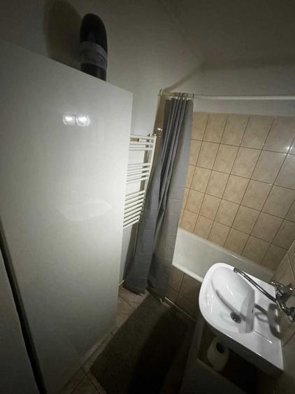 Garsonieră decomandată în Tudor