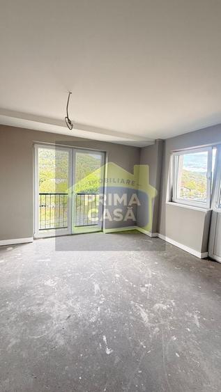 Apartament cu 3 camere decomandat în Orașul Vechi