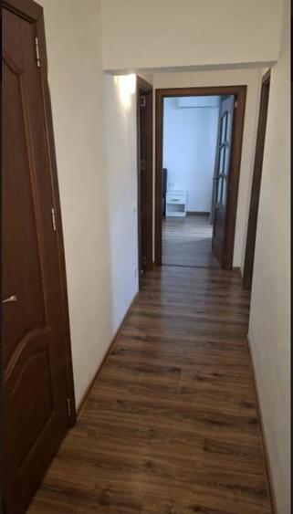Apartament cu 3 camere decomandat în Găvana