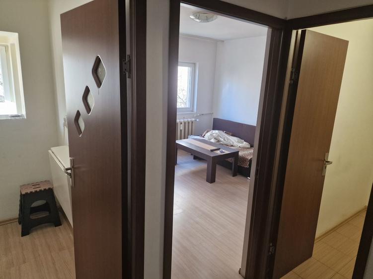 Garsonieră decomandată în Nord