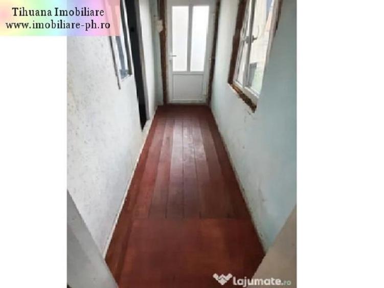 Casă individuală cu 5 camere cu Canalizare în Traian