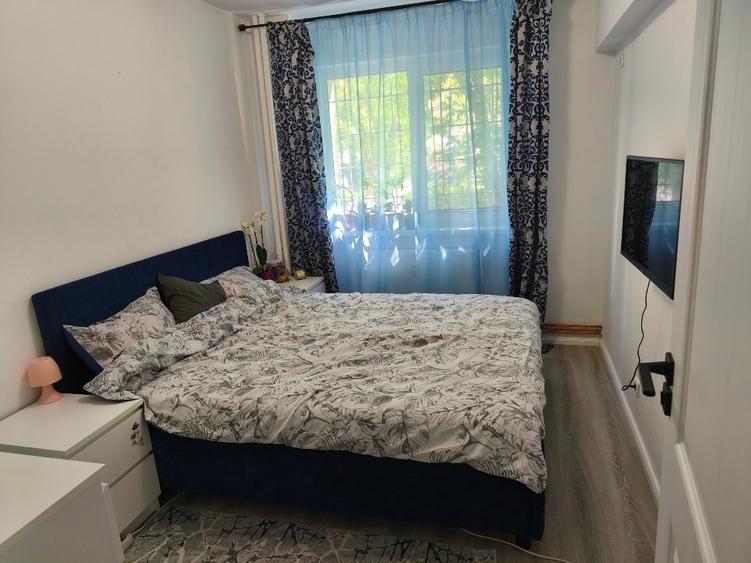 Apartament cu 3 camere decomandat în Alexandru Obregia