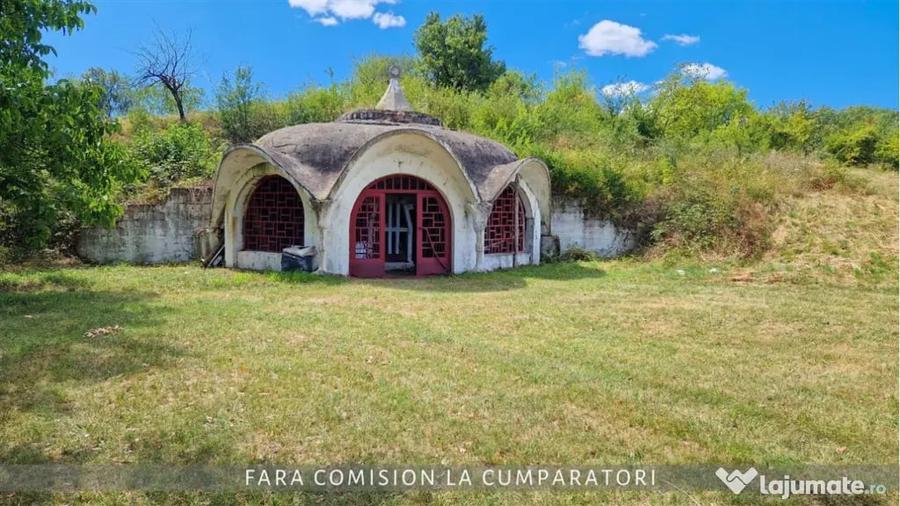 Spațiu comercial, de 472 mp, în Orlești