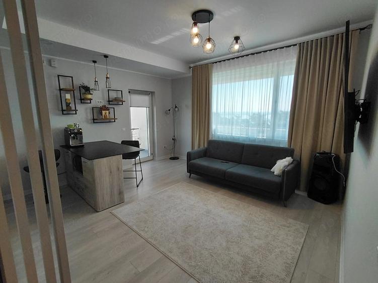 Apartament cu 2 camere semidecomandat în Costi