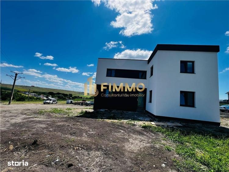 Casă cu 4 camere cu Teren 500 Mp în Moara