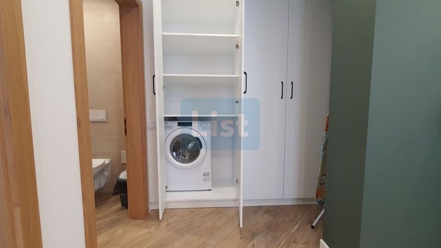 Apartament cu 2 camere semidecomandat, mobilat în Central