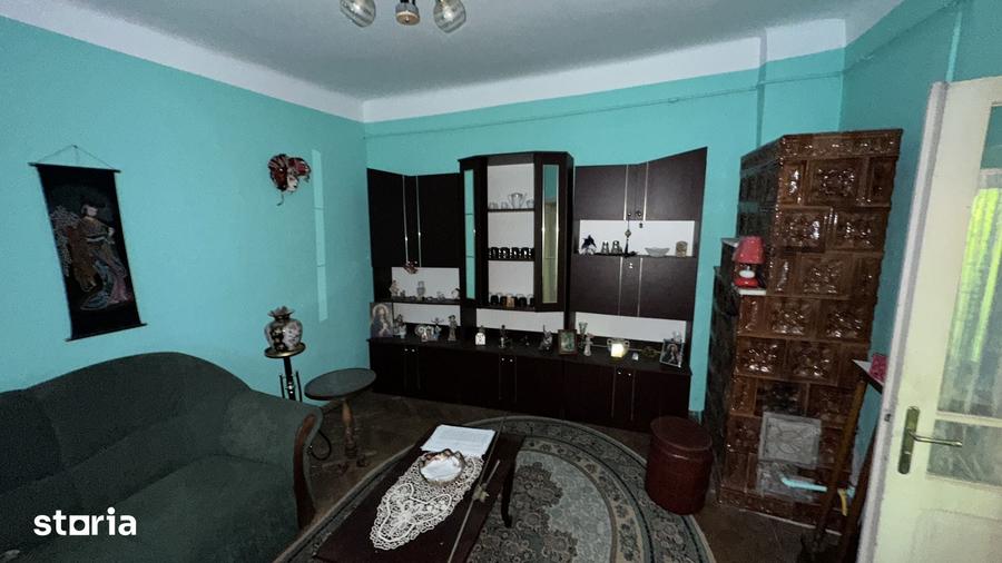 Casă cu 4 camere cu Teren 1524 Mp în Tache