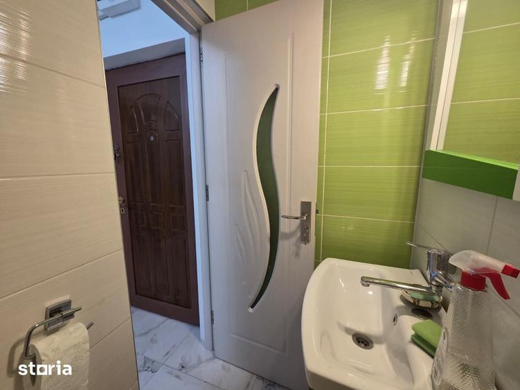 Apartament de vanzare, 3 camere, decomandat, 88 mp, Dacia - 17