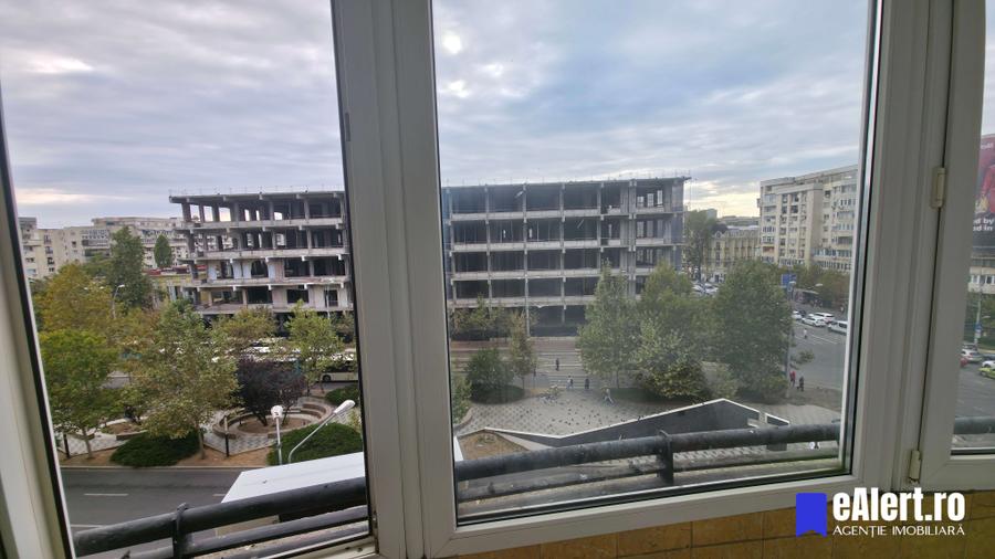 Apartament cu 2 camere decomandat în P-ța Unirii