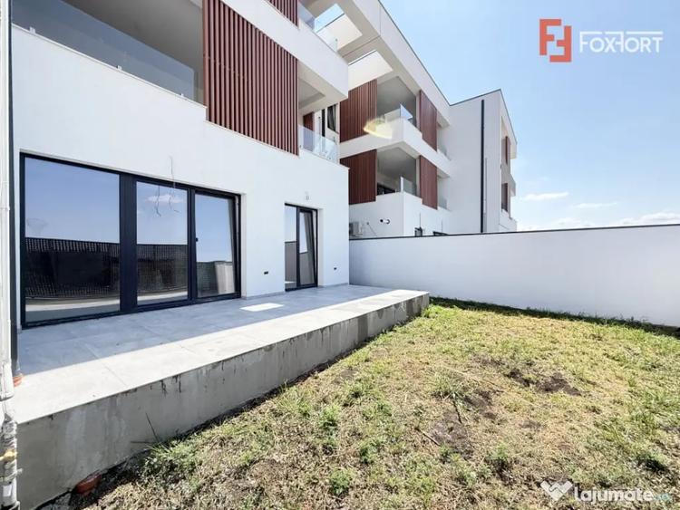 Apartament cu 4 camere în Torontalului