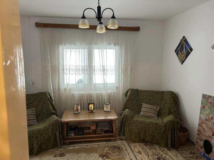 Teren de 1235 mp, în Moroeni