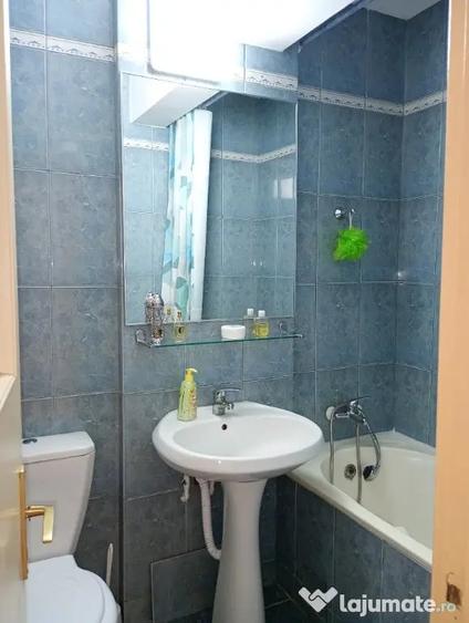 Apartament cu 4 camere decomandat în Ultracentral