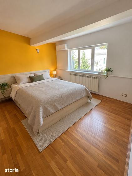 Apartament cu 3 camere în Aviatorilor