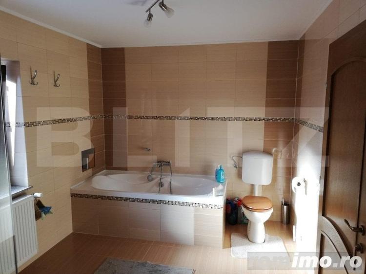 Casă cu 8 camere cu Teren 1545 Mp în Central