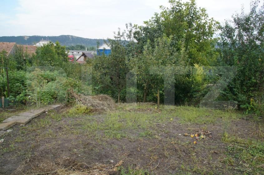 Casă cu 3 camere cu Teren 621 Mp în Central