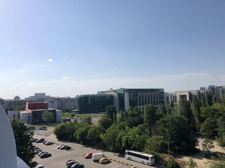 Apartament cu 3 camere decomandat, mobilat în Unirii