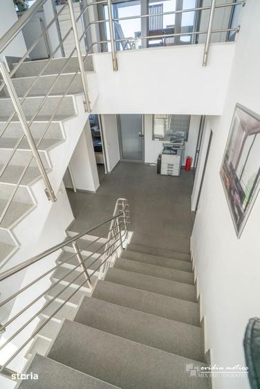 Spațiu comercial, de 1,480 mp, în Florești