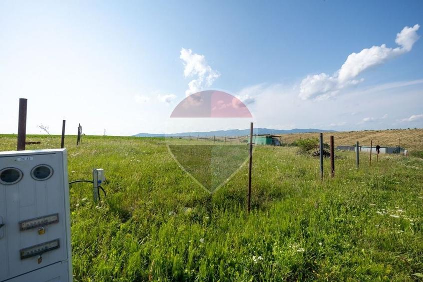 Teren Construcții intravilan de 1100 mp, în Satu Nou
