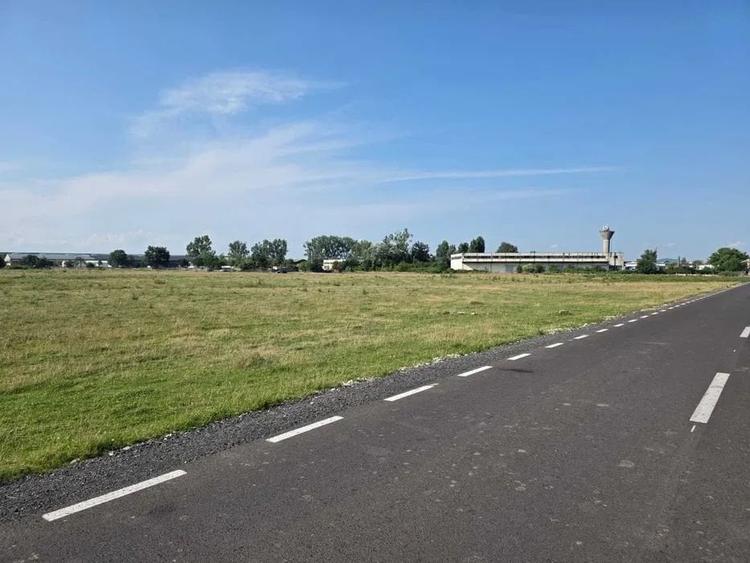 Teren de 2000 mp, în Bartolomeu