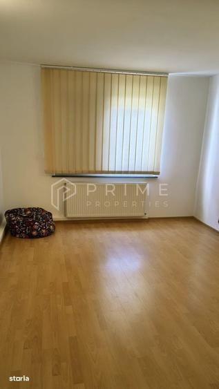 Apartament cu 3 camere decomandat în Tudor