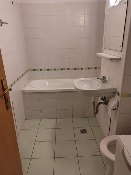 Garsonieră semidecomandată, mobilată în Mărăști