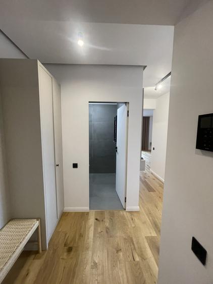 Apartament cu 3 camere decomandat, mobilat în Aviației