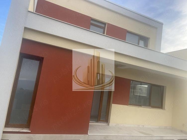 Casă individuală cu 4 camere cu Canalizare în Braytim