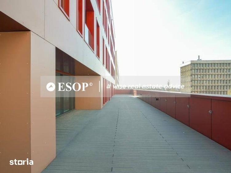 Spațiu comercial, de 400 mp, în Domenii