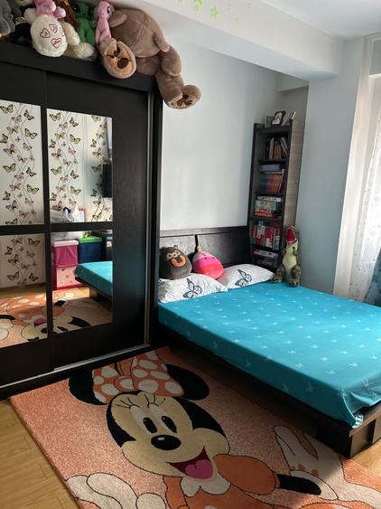 Apartament cu 3 camere decomandat în Chiajna