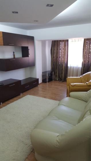 Apartament cu 2 camere decomandat în Exterior Vest