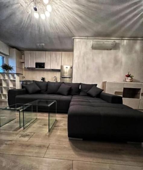 Apartament cu 2 camere semidecomandat, mobilat în Bucureștii Noi