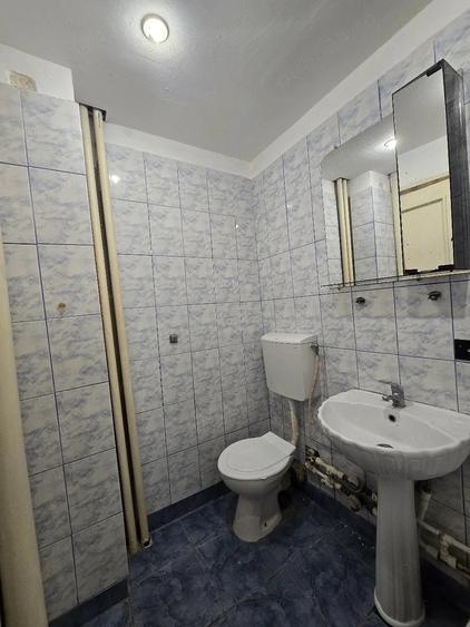 Apartament cu 2 camere decomandat în Apărătorii Patriei