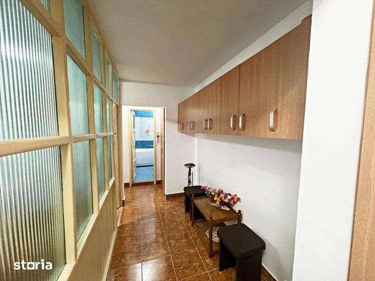 Apartament cu 6 camere decomandat în Calea Aradului