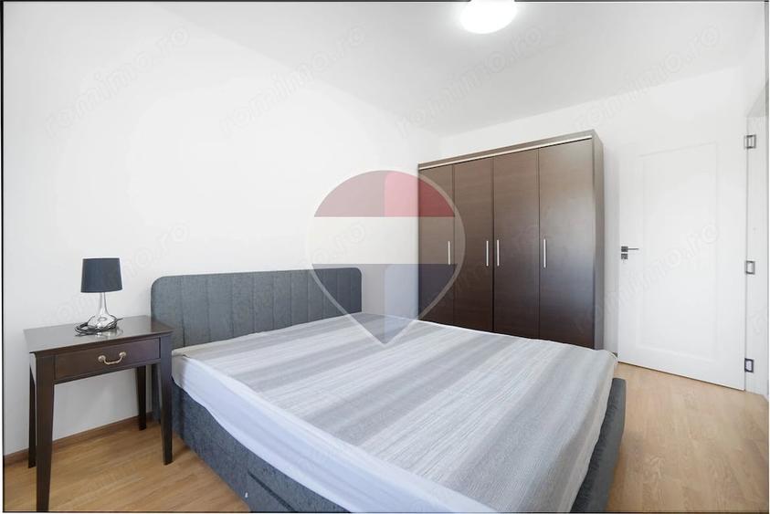 Apartament cu 4 camere decomandat în Răcădău