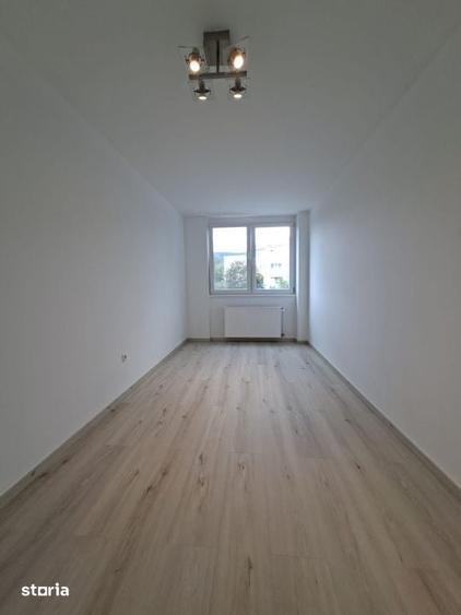 Apartament cu 3 camere decomandat în Republicii