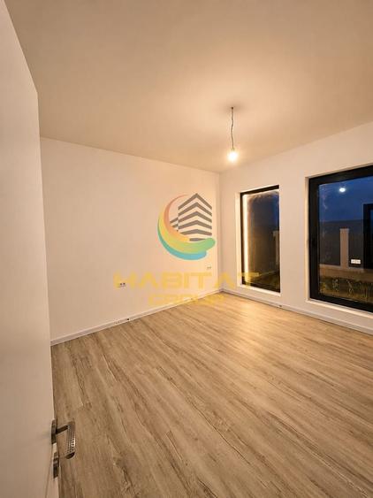 Casă individuală cu 4 camere cu Canalizare în Vidra