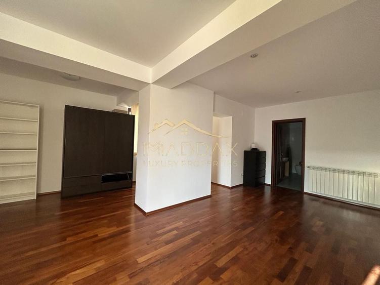 Apartament cu 3 camere decomandat, mobilat în Herăstrău