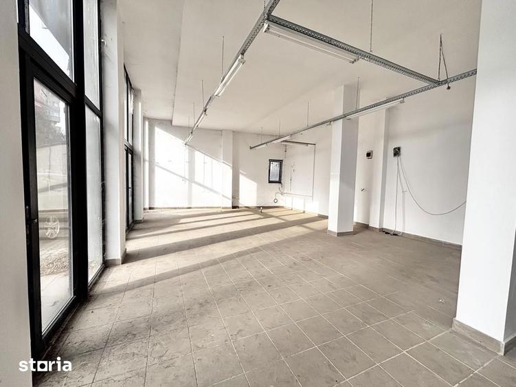 Spațiu comercial, de 72 mp, în Decebal