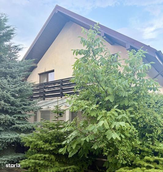 Casă cu 4 camere în Central