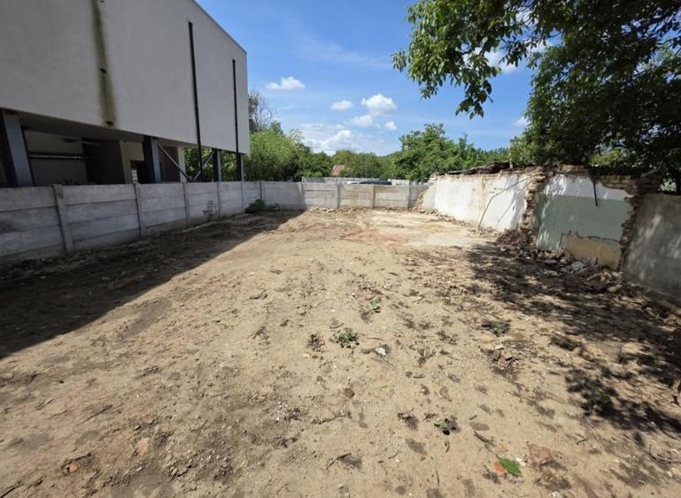 Casă individuală cu 3 camere cu Canalizare în Podari