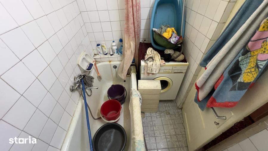 Apartament cu 2 camere decomandat în Petros