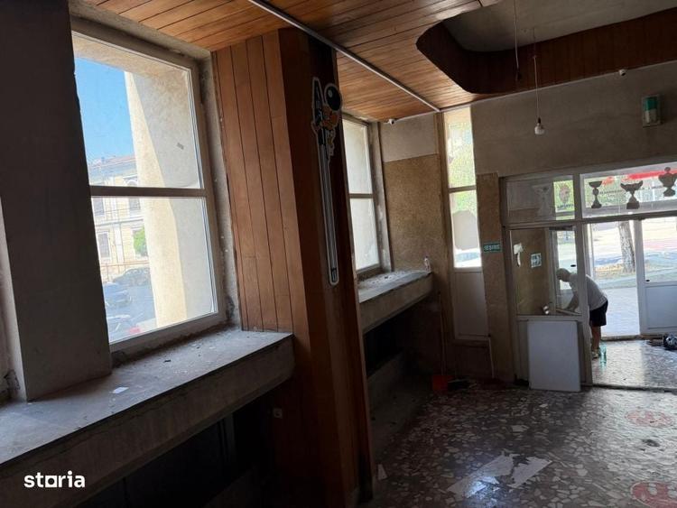 Spațiu comercial, de 260 mp, în Ultracentral